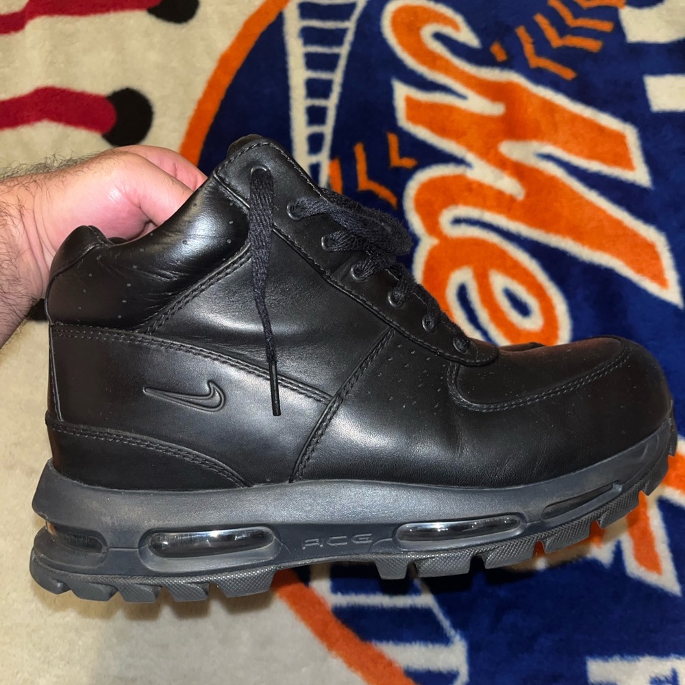 Nike Men's Black Air Sole Boots